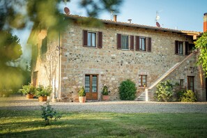 Exterior - Lovely holiday home in Val d’Orcia, with pool and large garden, near Pienza (Pienza)