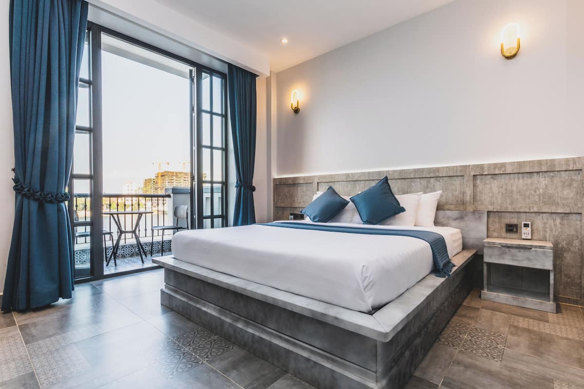 Deluxe Double Room, River View