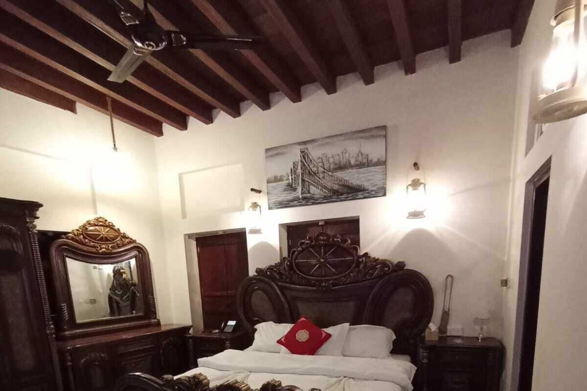 Superior studio suite, uitzicht op binnenplaats | Een kluis op de kamer, geluiddichte muren, gratis wifi