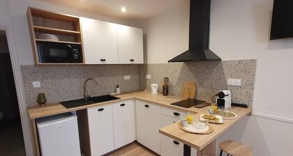 Studio de charme Ă Lisle / Tarn - Confort moderne au cĆur de la ville mĂ©diĂ©vale