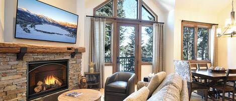 TV connectée, cheminée