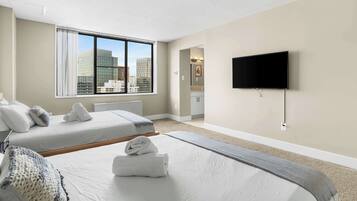 2 slaapkamers, een bureau, een strijkplank/strijkijzer, wifi