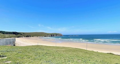 The Cliffs - Vue de Pantin