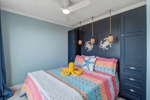 3 chambres, bureau, fer et planche à repasser, accès au Wi-Fi (inclus)
