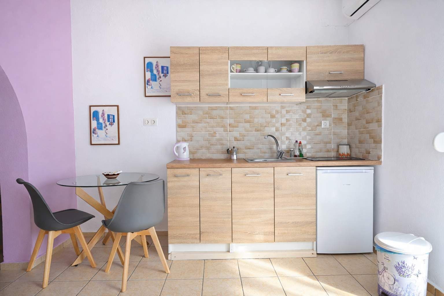 Fridge, high chair, cookware/dishes/utensils