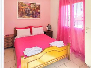 1 chambre, fer et planche à repasser, Wi-Fi