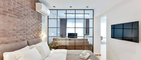 Tabla de planchar con plancha y wifi gratis