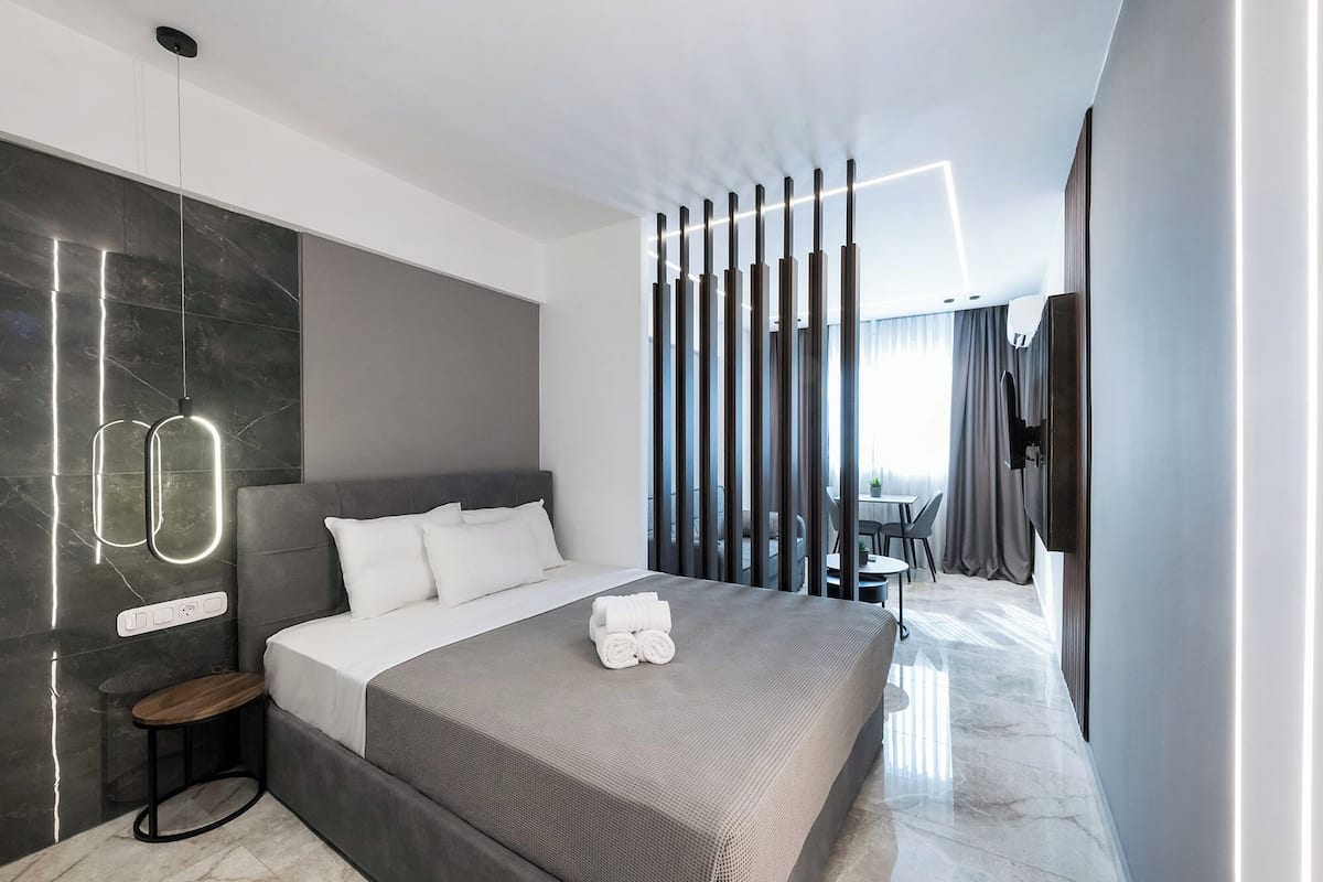 1 bedroom, iron/ironing board, free WiFi