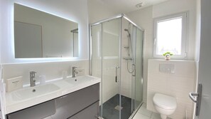 Shower, hair dryer - Villa under the pines with 3* pool, close to the ocean! ideal for families (Lit-et-Mixe)