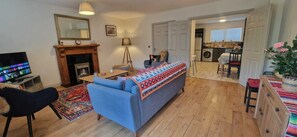 TV, fireplace, offices