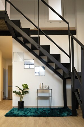 Fer et planche à repasser, draps fournis