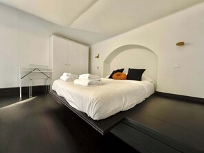 1 bedroom, desk, iron/ironing board, WiFi - Loft Cicco, Urban Elegance in Milan (Milano)