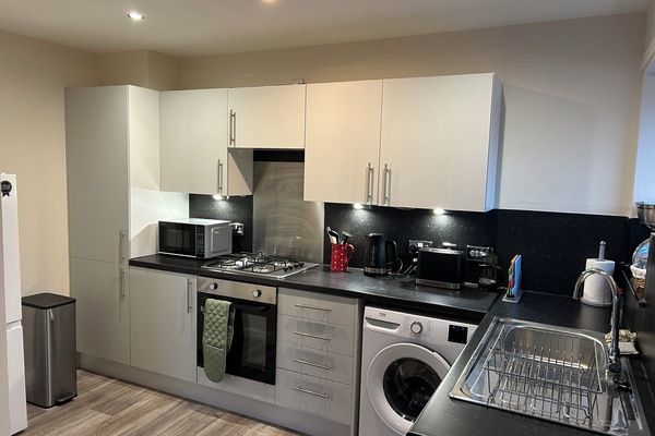 Cottage, 2 Bedrooms | Private kitchen | Fridge, microwave, oven, stovetop