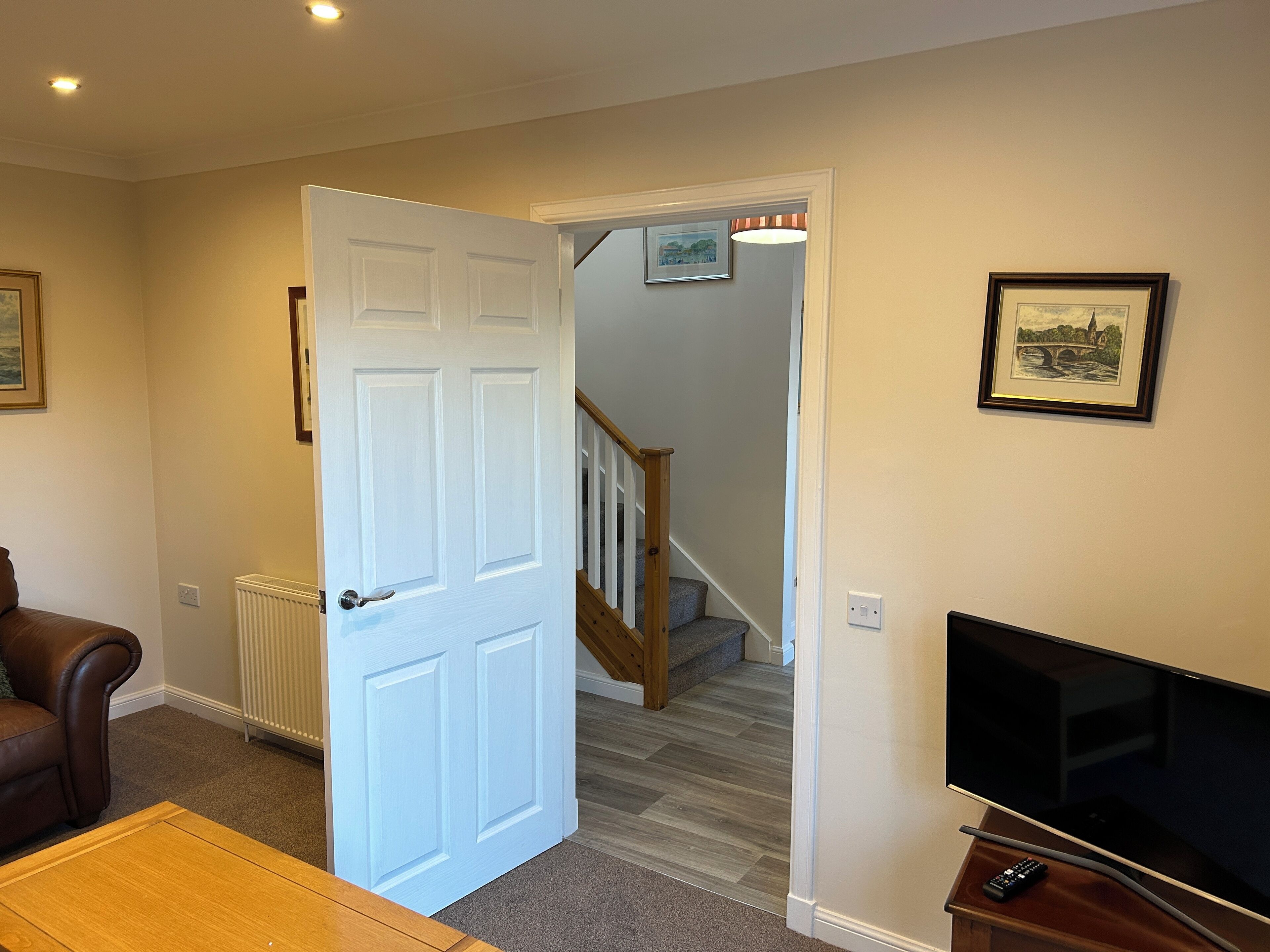 Casa de campo, 2 habitaciones | Cortinas blackout, tabla de planchar con plancha y cuna de viaje 