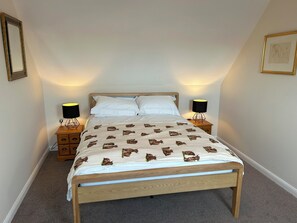 平房, 2 間臥室 | 遮光布/窗簾、熨斗/熨衣板、隨行嬰兒床、床單