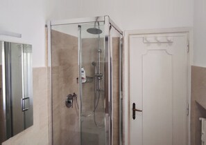 Imagen sin descripción, 5 de 36, botón