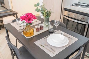 Dining - StayShort - Outstanding Studio in Empire Residence, JVC! (JVC)