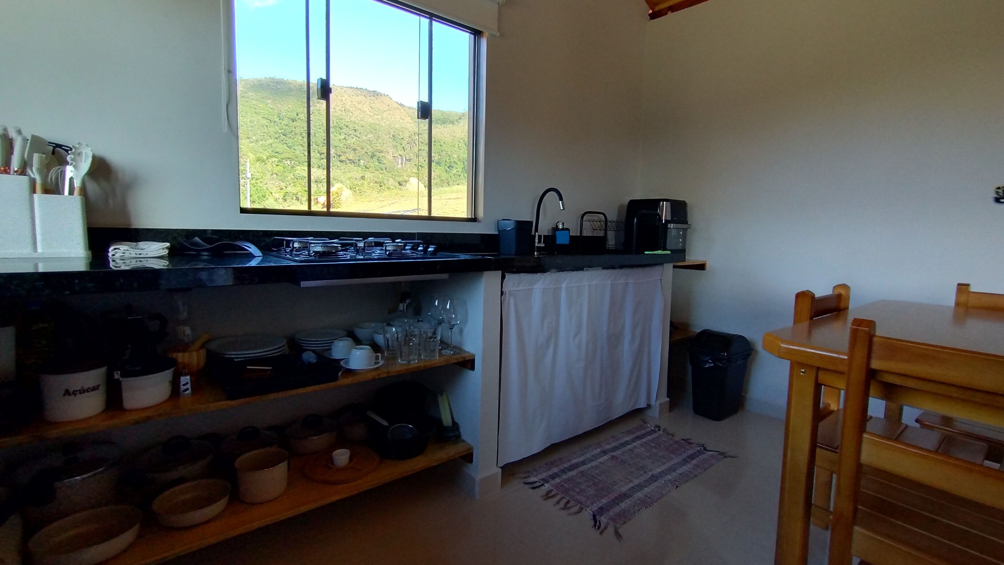 Liesi, kahvin-/teenkeitin, tehosekoitin