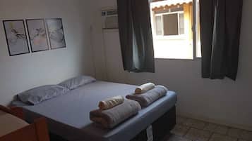 Apartamento básico, vista para a cidade | 1 quarto, Wi-Fi de cortesia