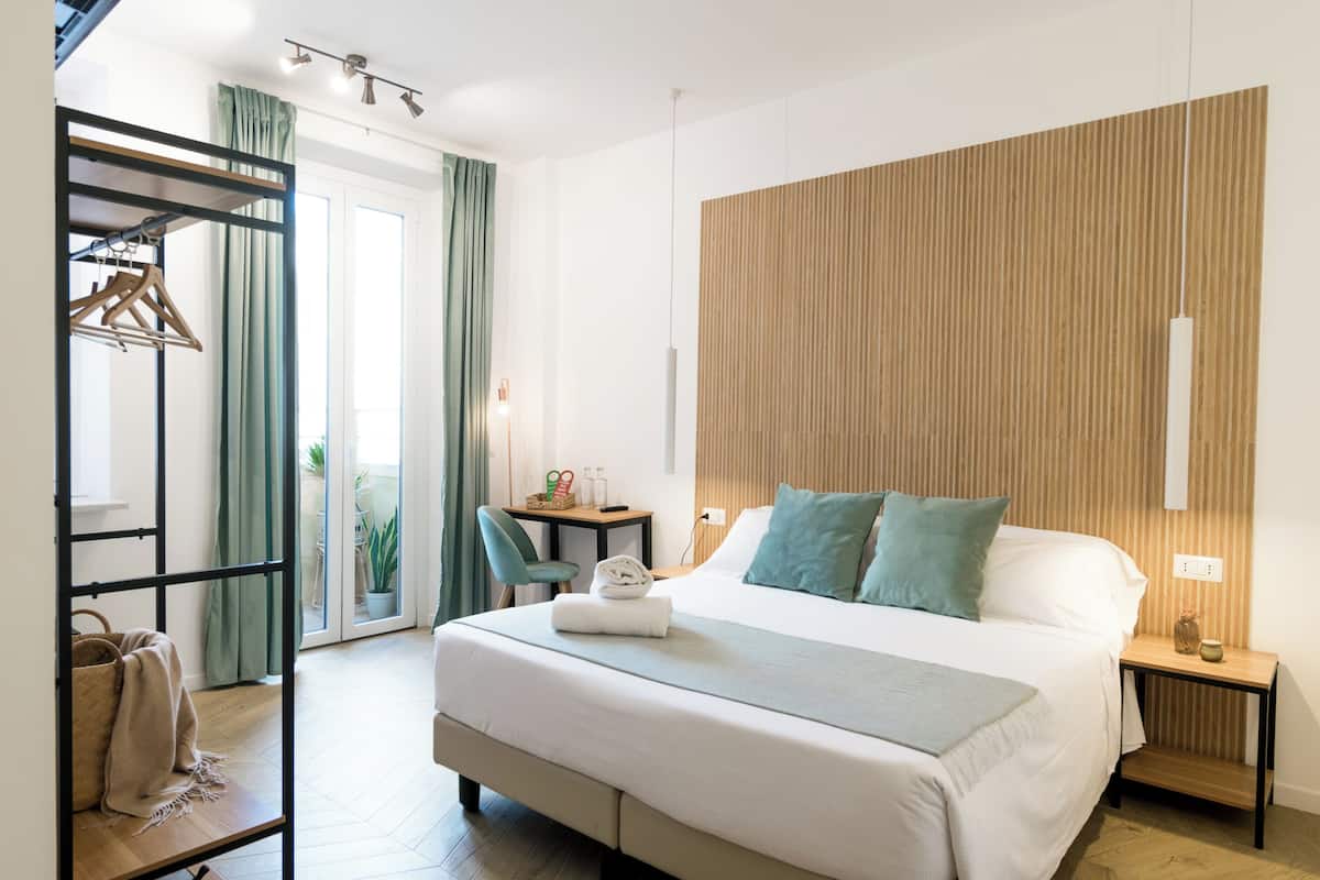 Classic Double or Twin Room | Down comforters, desk, laptop workspace, iron/ironing board