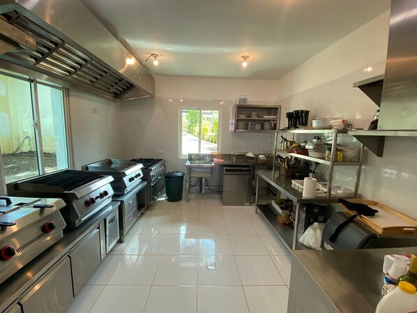 Microondas y parrilla de estufa 