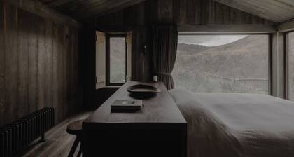 Laggan cottage where art and nature meet