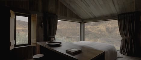 4 soverom, skrivebord, strykejern/-brett og wi-fi