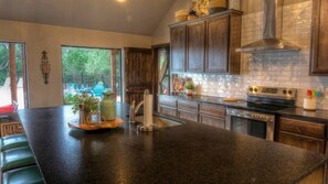 Fridge, microwave, oven, dishwasher - ** NEW LISTING** Absolutely stunning home with a pool and all the amenities. (Concan)