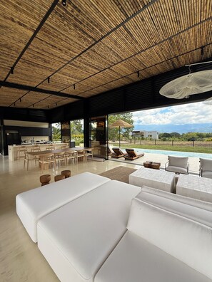 Outdoor dining - 4-bedroom hotel in beautiful Armenia with AC, WiFi. Enjoy your stay (Armenia)