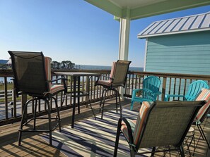 Property grounds - Oasis on the Bay with pool and pier (Rockport)