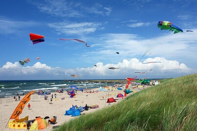 บ้านพักตากอากาศใกล้ทะเลสาบแจมโนและชายหาด