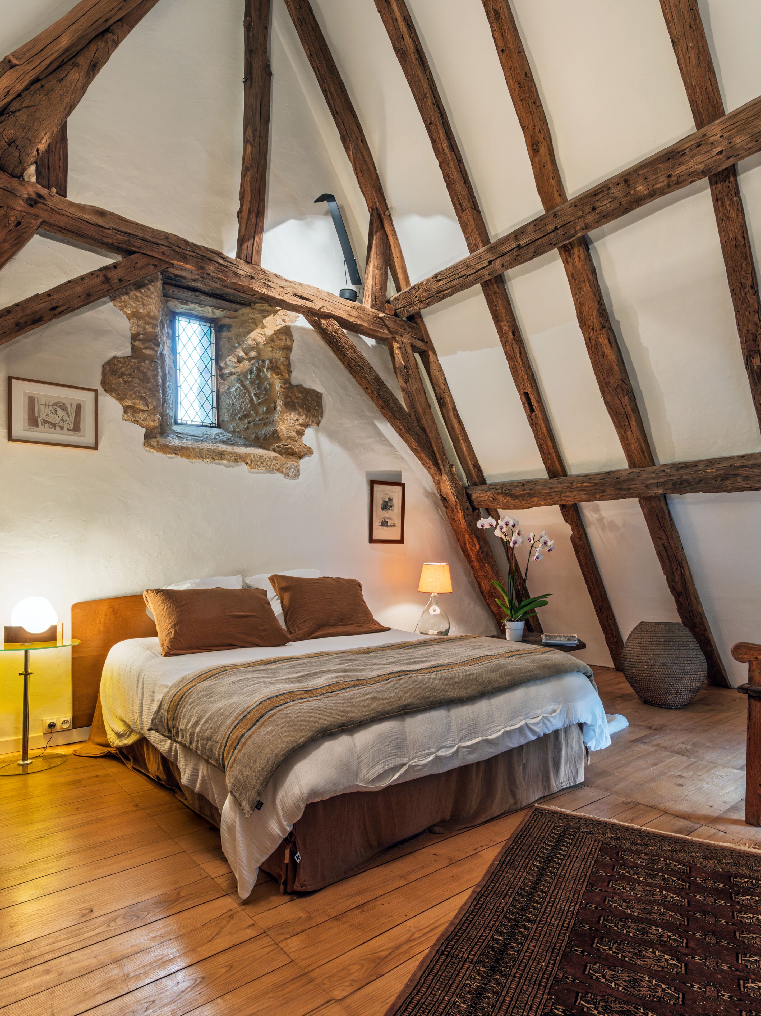 3 室のベッドルーム、アイロン / アイロン台、WiFi (無料)、ベッドシーツ