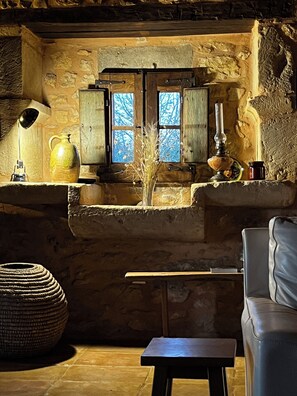 المنشأة من ا لداخل