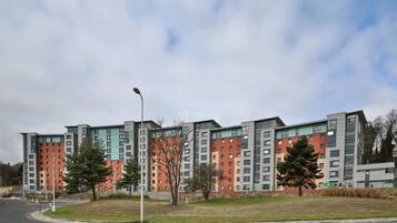 Vista frontal de la propiedad