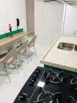 Apartment | Private kitchen - Makambira Residence 2 (Ipojuca)