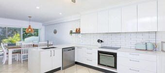 Shearwater Nest - A Coastal Haven for Relaxation!