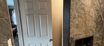 Alecia’s Place a Tranquil 5-bedroom charming classic in the heart of Fair Haven.