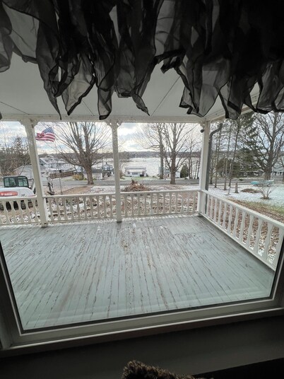 Tranquil 5-bedroom charming renovated classic in heart of Fair Haven.