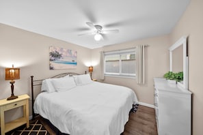 3 bedrooms, iron/ironing board, WiFi, bed sheets