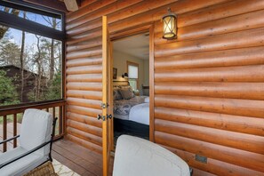 4 bedrooms, desk, iron/ironing board, WiFi - Deer Haven - Ellijay GA (Ellijay)