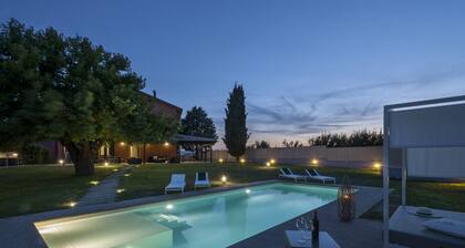 Villa Traiani 8&2 by Marche Holiday Villas