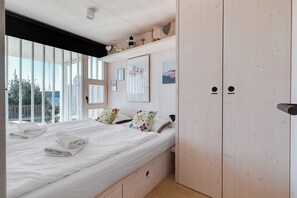 2 habitaciones, escritorio, wifi y ropa de cama