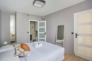 1 habitación, tabla de planchar con plancha, wifi y ropa de cama 