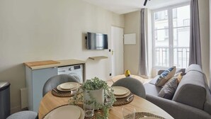 Unclassified image, 4 of 12, button - Charmant appartement 1BR – Montorgueil/Sentier (Paris)