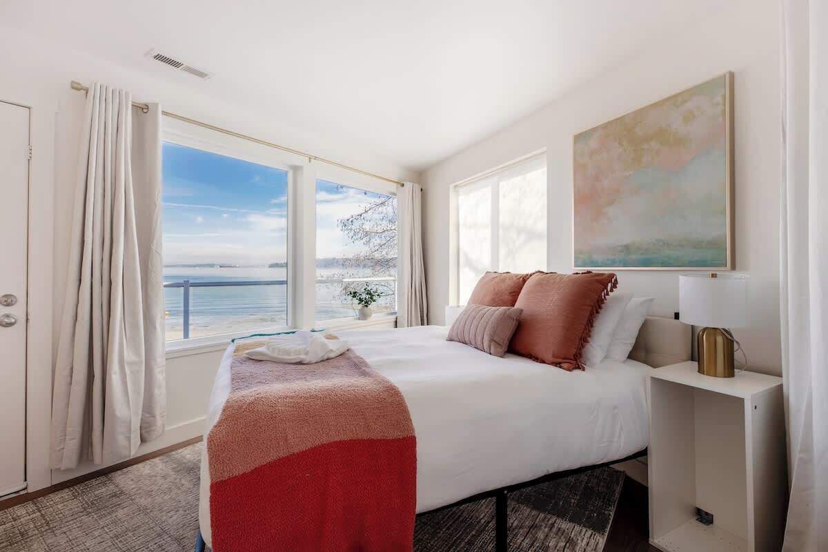 2 多间卧室、熨斗/熨衣板、WiFi、床单