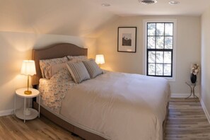 5 Schlafzimmer, Reisekinderbett, WLAN, Bettwäsche