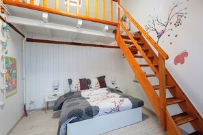 2 bedrooms, iron/ironing board, WiFi, bed sheets - Authentic barn near Strasbourg (Handschuheim)