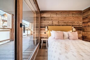 4 chambres, fer et planche à repasser, accès Internet, draps fournis