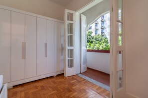 Interior - Sophisticated just a few steps from the lagoon | SB301 (Rio de Janeiro)