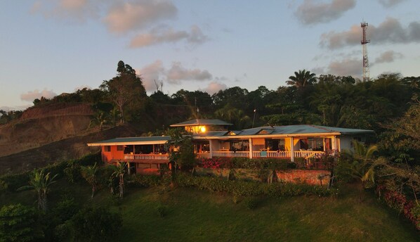 Facciata della struttura